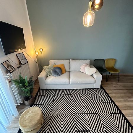 Design Home At Garda Lake Desenzano del Garda Zewnętrze zdjęcie