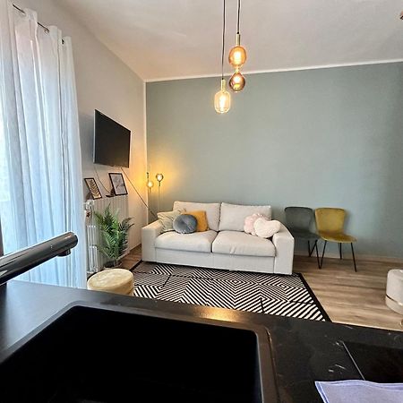 Design Home At Garda Lake Desenzano del Garda Zewnętrze zdjęcie