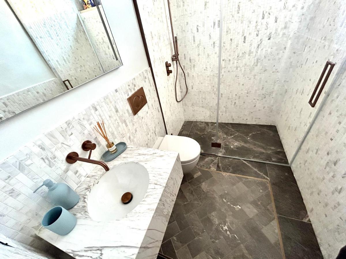 Design Home At Garda Lake Desenzano del Garda Zewnętrze zdjęcie