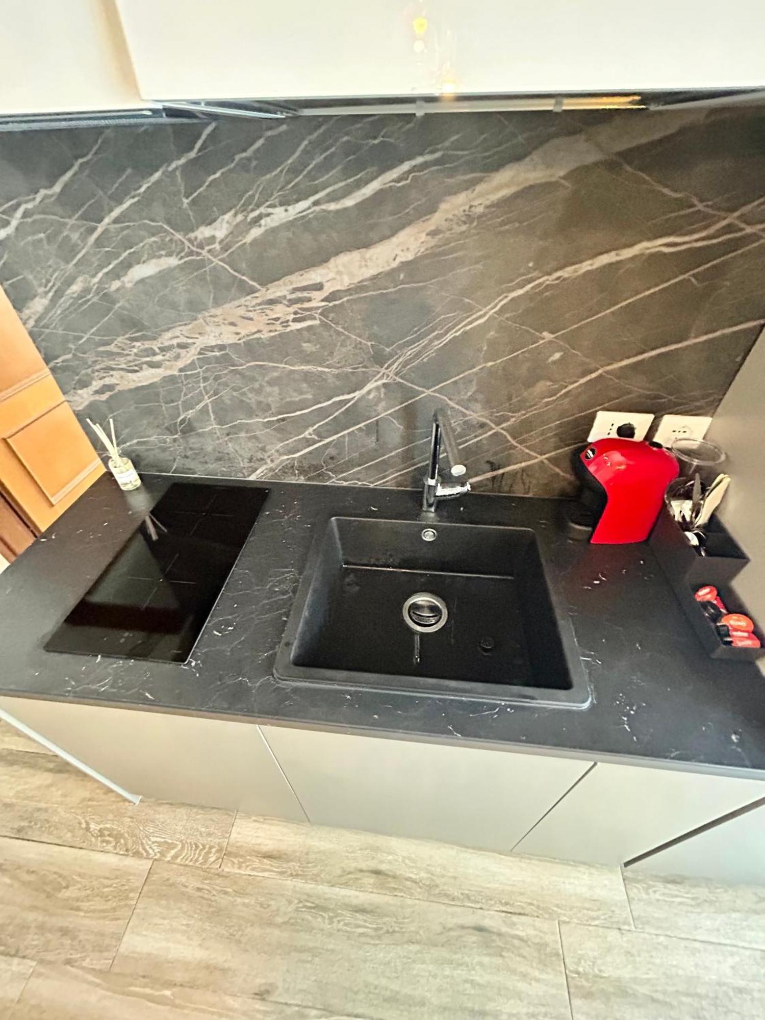 Design Home At Garda Lake Desenzano del Garda Zewnętrze zdjęcie